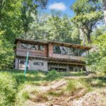 Mid-century house outside new york city