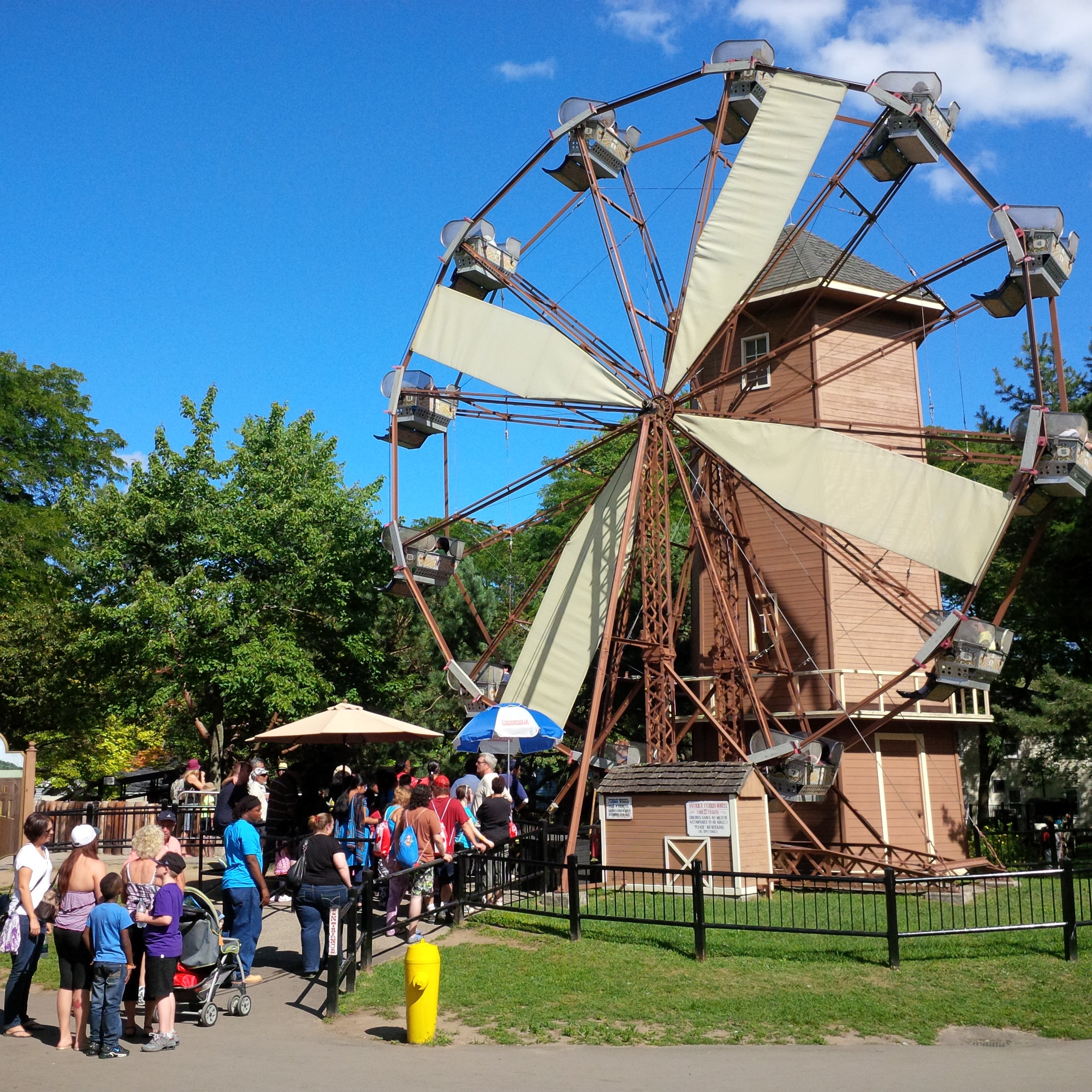 Centreville amusement park