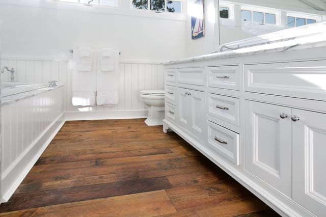 Hardwood flooring in a bathroom 3