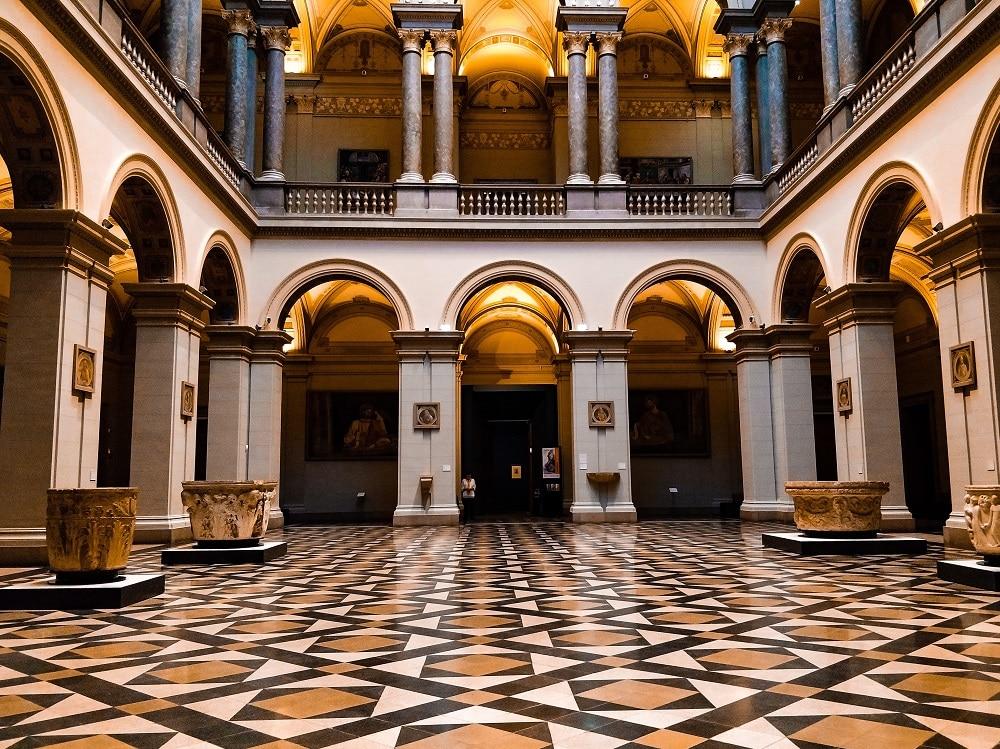 Bordered marble flooring