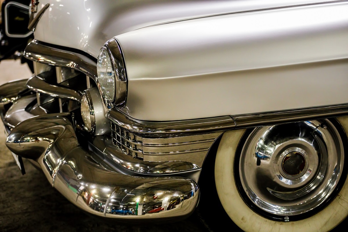 Retro car in silver color. Chrome paint how to.