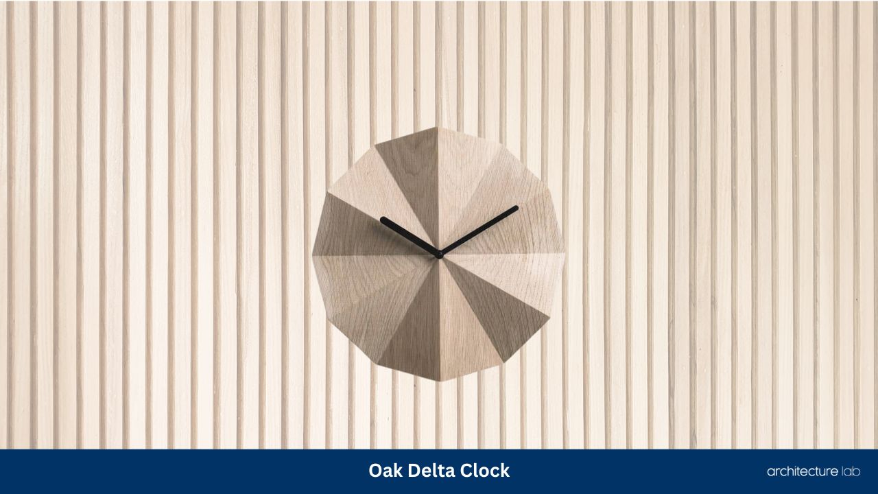 Oak delta clock